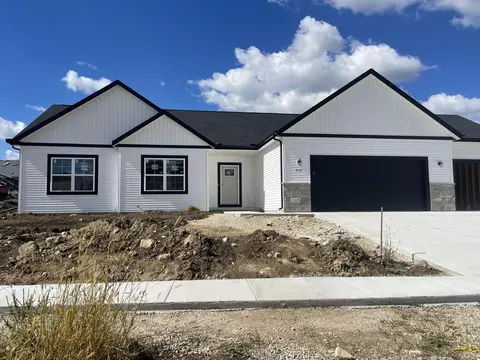 418 Valley, Theresa, WI 53091