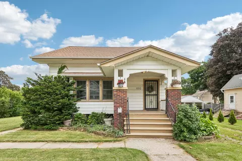 1010 N Chicago, South Milwaukee, WI 53172