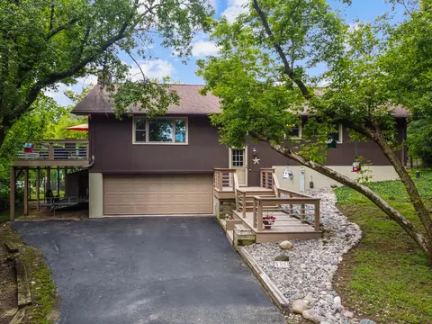 n3153 Center Street, Geneva, WI 53147