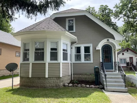 305 S 68th, Milwaukee, WI 53214