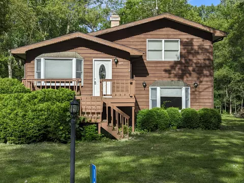 1003 Eastwood, Silver Lake, WI 53170