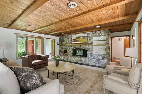 5584 Shannon, Erin, WI 53027