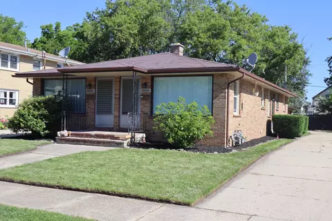 1008 44 St, Kenosha, WI 53142