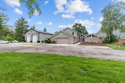 n124w13832 Lovers, Germantown, WI 53022