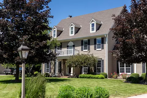 n36w22684 Long Vly, Pewaukee, WI 53072