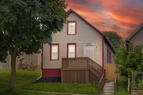 224 W Auer, Milwaukee, WI 53212