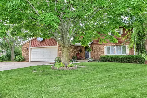 721 Bayhill, Twin Lakes, WI 53181