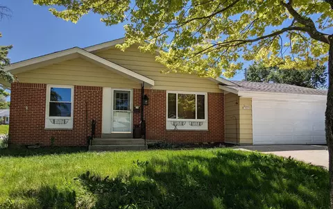 n85w18245 Lawrence, Menomonee Falls, WI 53051