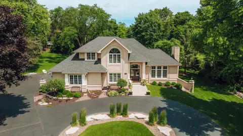 19360 Chaparral, Brookfield, WI 53045