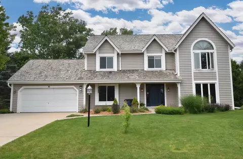 9700 W Foxkirk, Mequon, WI 53097