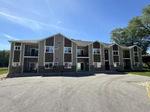 916 Cedar, La Crescent, MN 55947