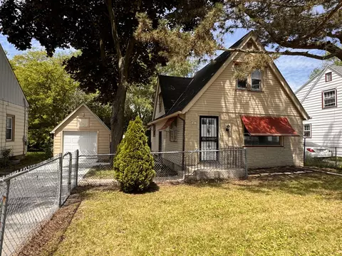 5873 N 40th, Milwaukee, WI 53209