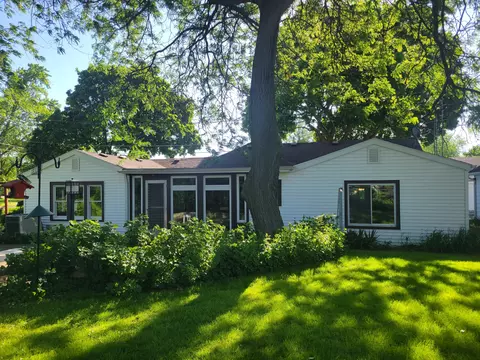 333 Wainwright, Burlington, WI 53105