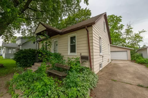 620 N Hubbard, Horicon, WI 53032