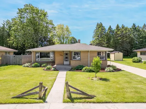 151 W Wisconsin, Cedar Grove, WI 53013