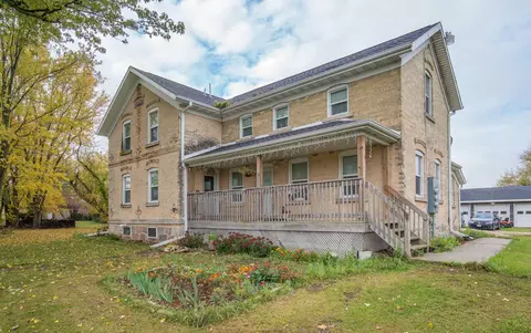 7923 County Highway M, Farmington, WI 53021