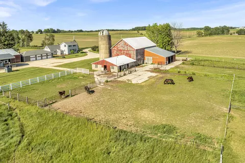 w1803 Sunrise Drive, Osceola, WI 53010