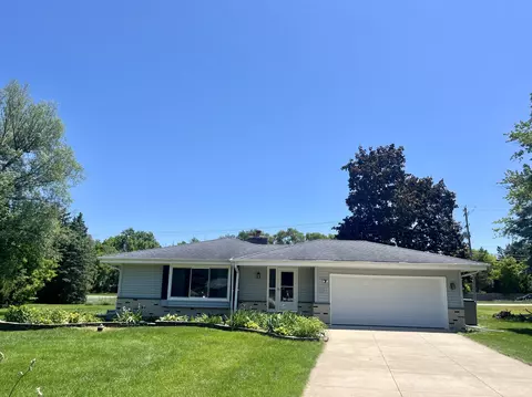 w159n5636 Cindy, Menomonee Falls, WI 53051