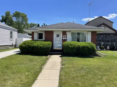 1521 Isabelle, Racine, WI 53402