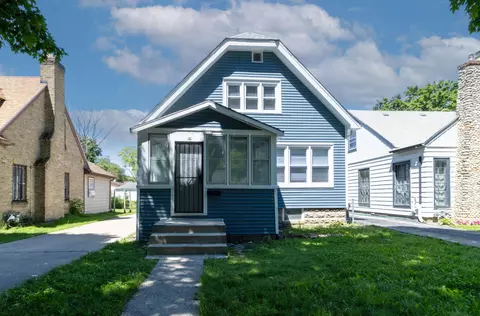 4935 N 19th, Milwaukee, WI 53209