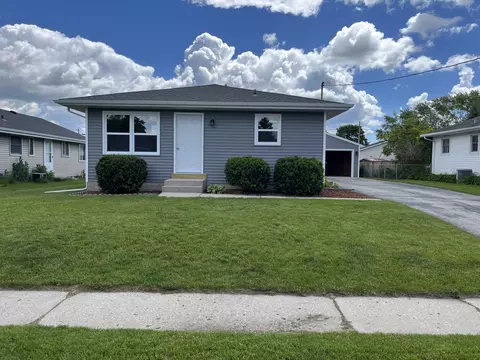 1105 S 36th, Manitowoc, WI 54220