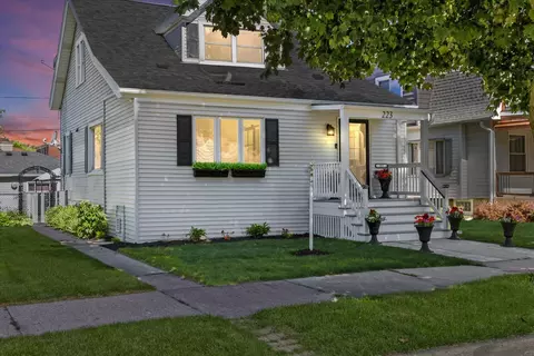 223 S 75th, Milwaukee, WI 53214