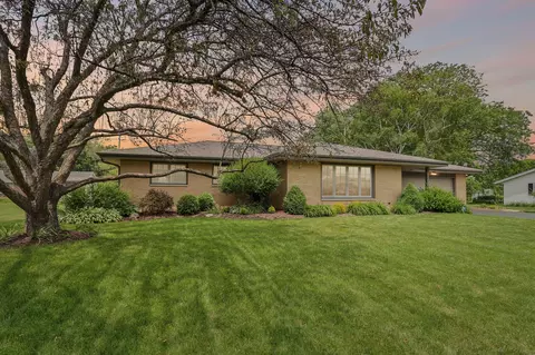 5786 W Silverleaf, Brown Deer, WI 53223