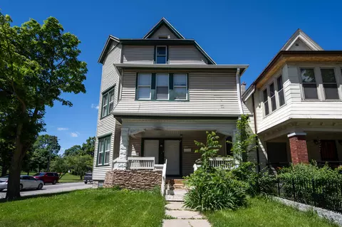 3946 W Galena #3948, Milwaukee, WI 53208