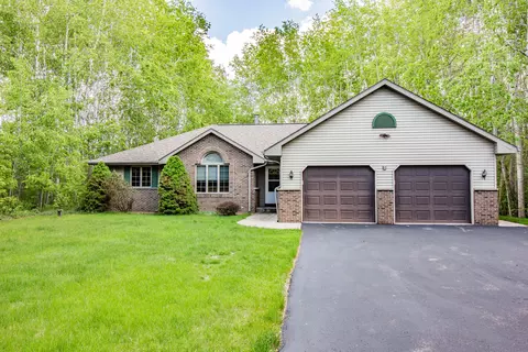 4920 Bellman, West Bend, WI 53095