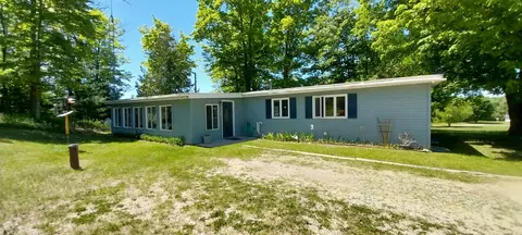 W1033 Local 32 #32, Carney, MI 49812