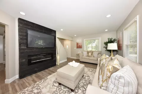 8710 W Dallas, Milwaukee, WI 53224