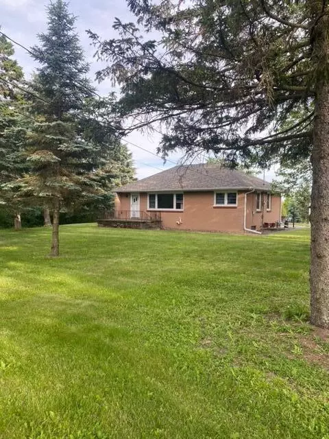 5723 4 Mile, Racine, WI 53402