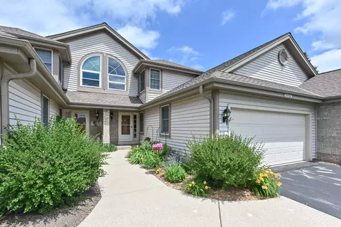 1915 Springbrook N #C, Waukesha, WI 53186