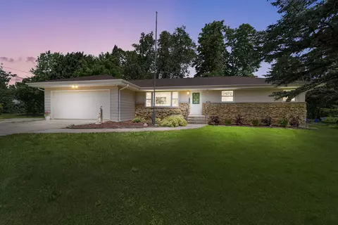 4016 W Johnson, Racine, WI 53405