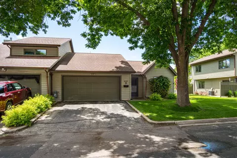 428 Gillette #B, La Crosse, WI 54603