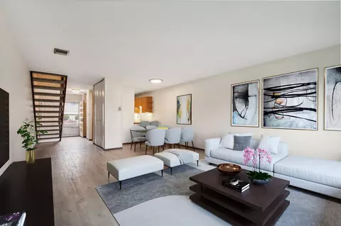 11946 W W Ml #15, Milwaukee, WI 53225