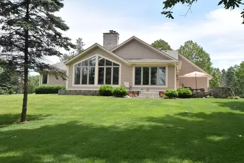 n43w23295 Beaver, Pewaukee, WI 53072