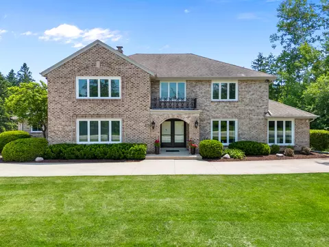 9820 N Otto, Mequon, WI 53092