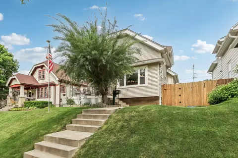 1466 S 90th, West Allis, WI 53214
