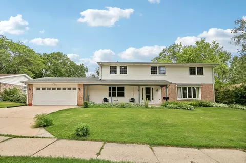 1149 Downing, Waukesha, WI 53186