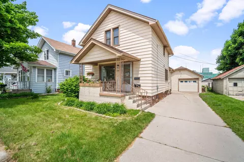 1636 Main, Sheboygan, WI 53083