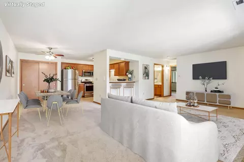 9436 W Loomis #3, Franklin, WI 53132
