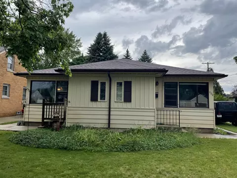 7514 33rd, Kenosha, WI 53142