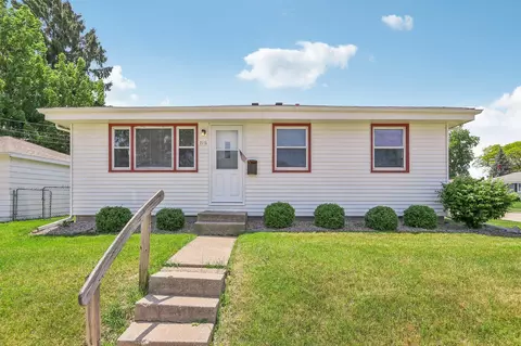 2115 William, Racine, WI 53404