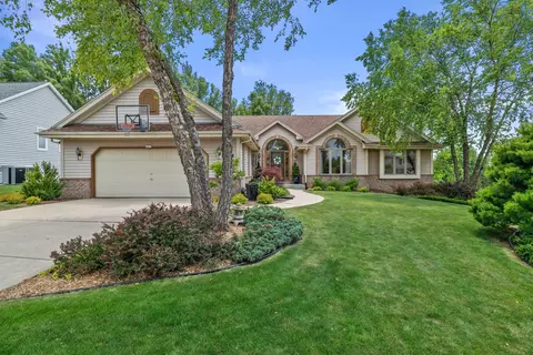 4651 W Vanderheyden, Franklin, WI 53132
