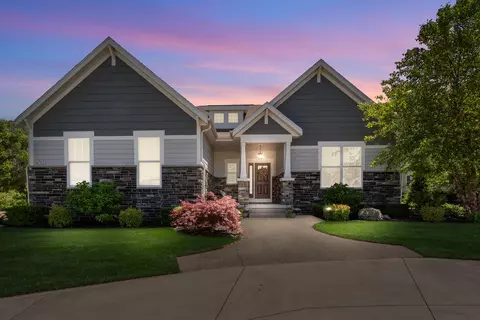 n53w17925 Ridgeline, Menomonee Falls, WI 53051