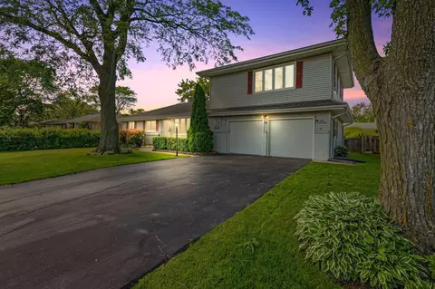 n86w14786 Menomonee Riv, Menomonee Falls, WI 53051