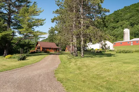 s8114 Day Creek Road, Kickapoo, WI 54652