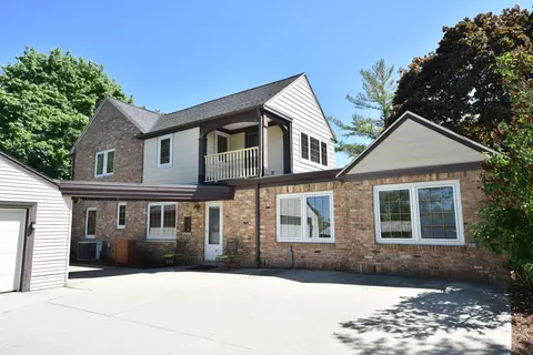 10851 N Port Washington, Mequon, WI 53092