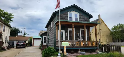 719 Grand, Racine, WI 53403